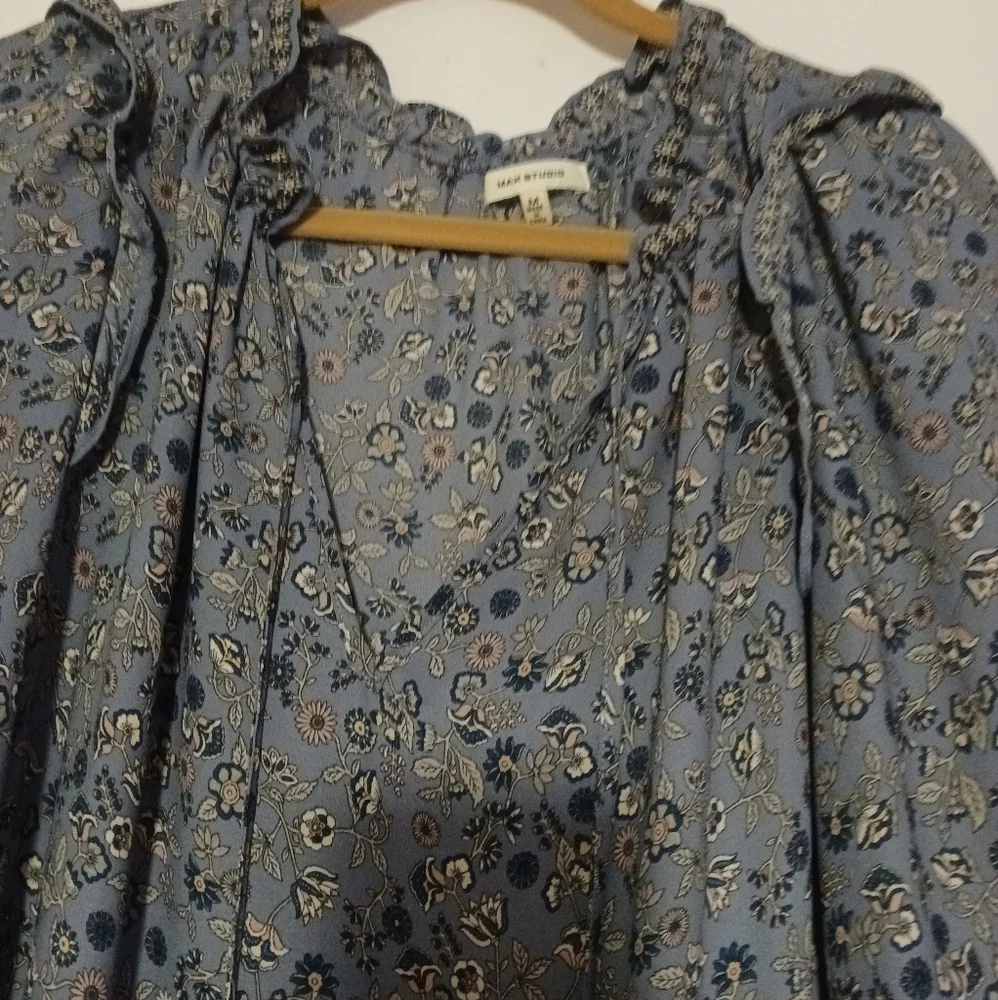 Floral Long Sleeve Dress‎